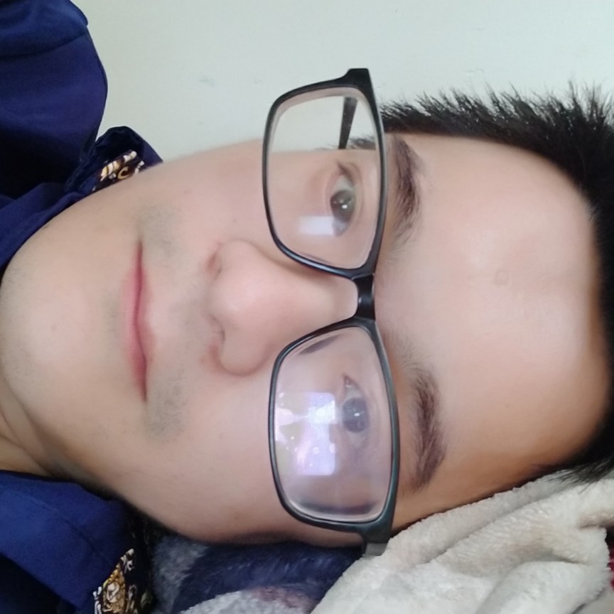 东方彧的照片
