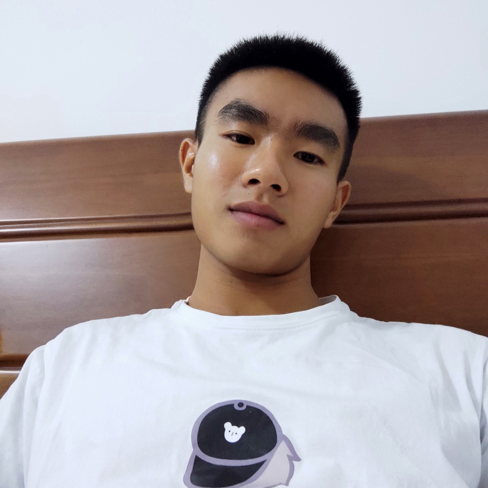 温柔踢月饼的照片