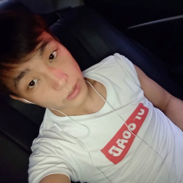 逗比男神的照片