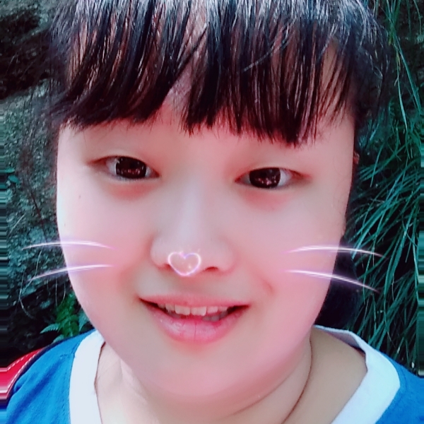阿狸与桃子的照片