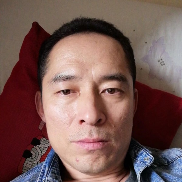 困惑的香烟的照片