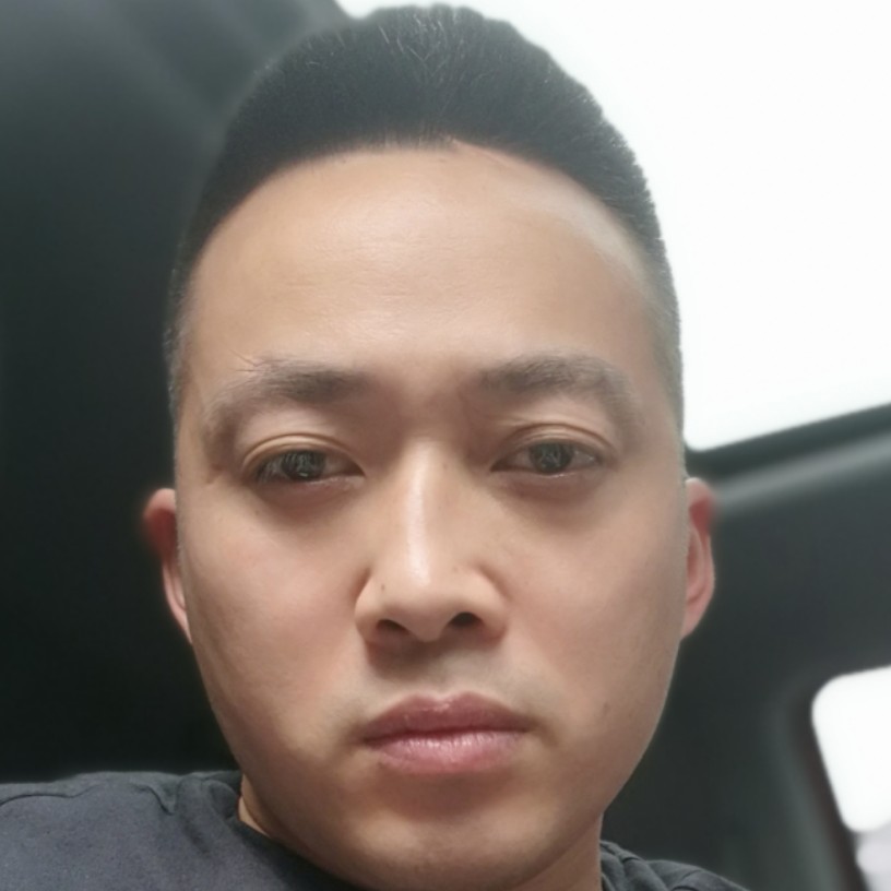 细心有棒棒糖的照片