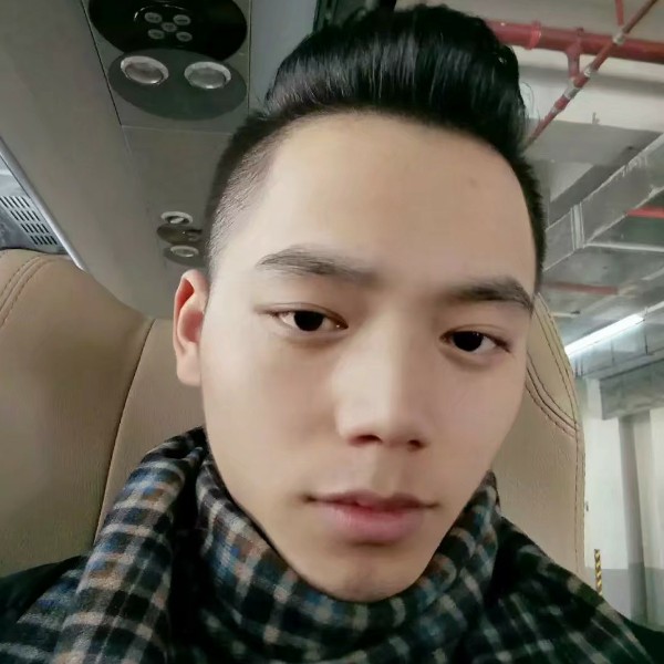 小阿白的照片