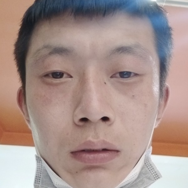香氛蹁跹俊逸的照片