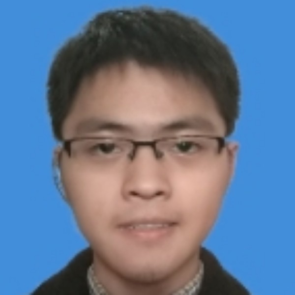 腼腆挽手自行车的照片