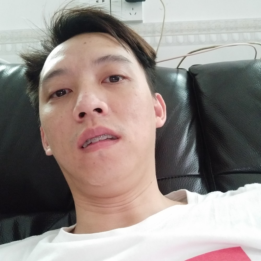 吃饱了的照片