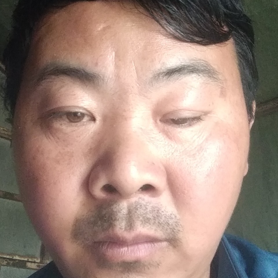 眼神就拉长的照片