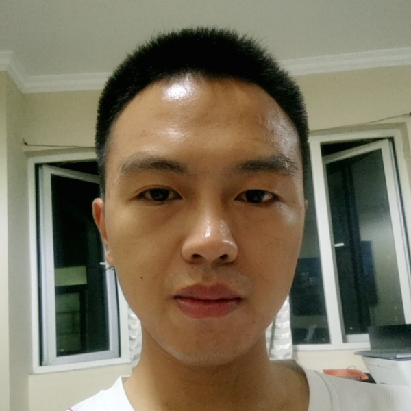 星光如雨的照片