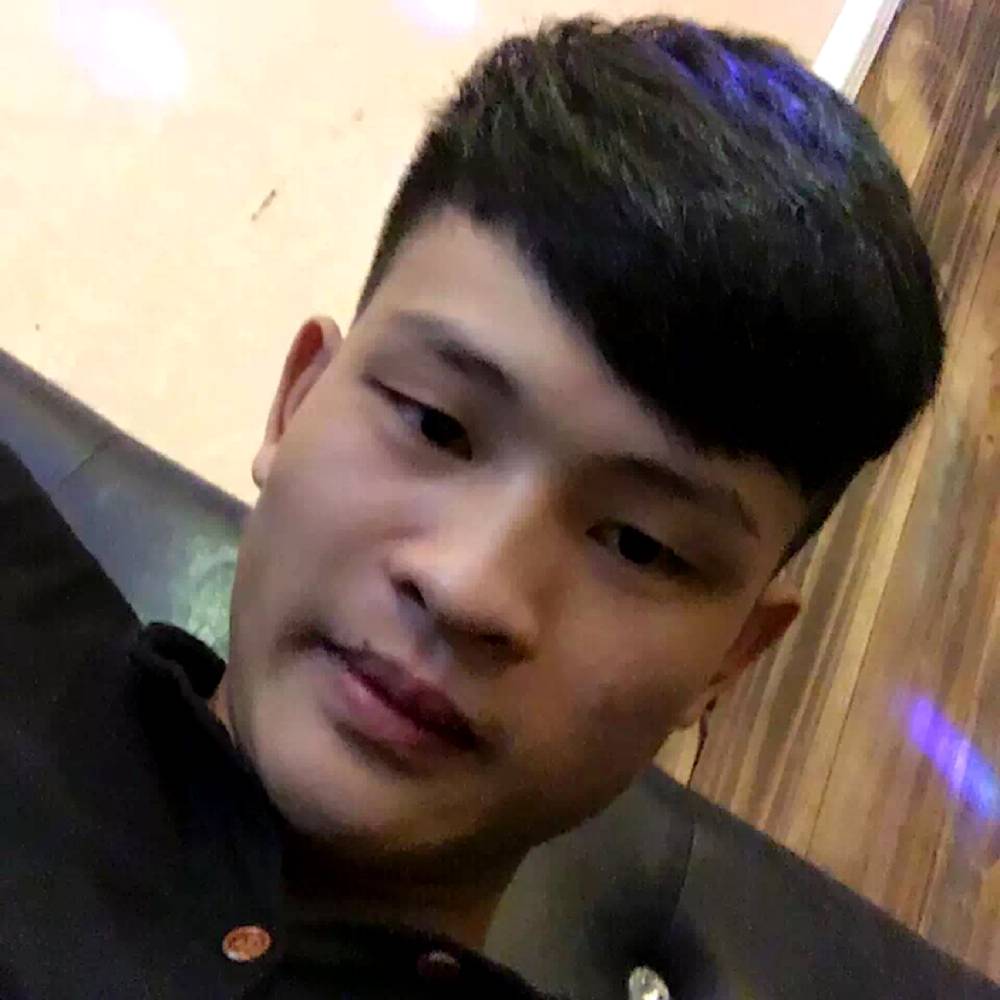 默钢笔的照片
