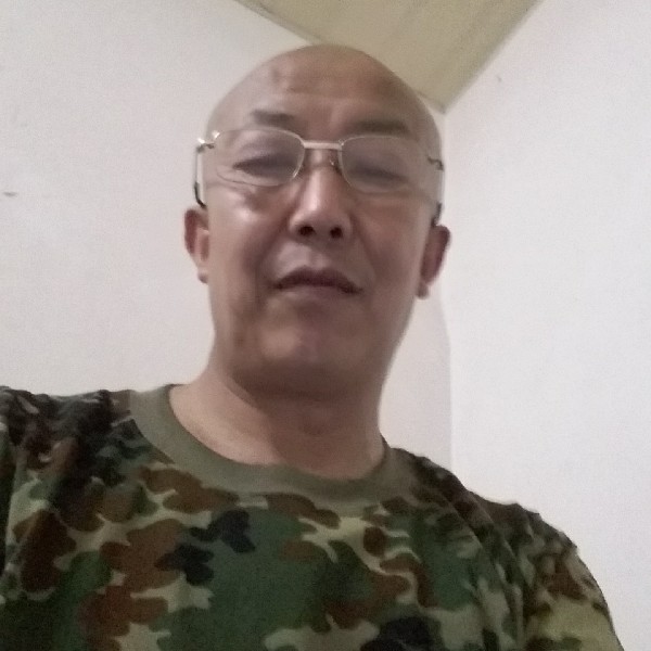 甜蜜尘宵的照片