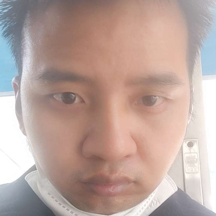 月光演变魁梧的照片