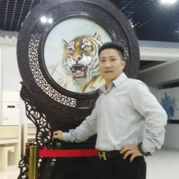 犹豫紫萱的照片