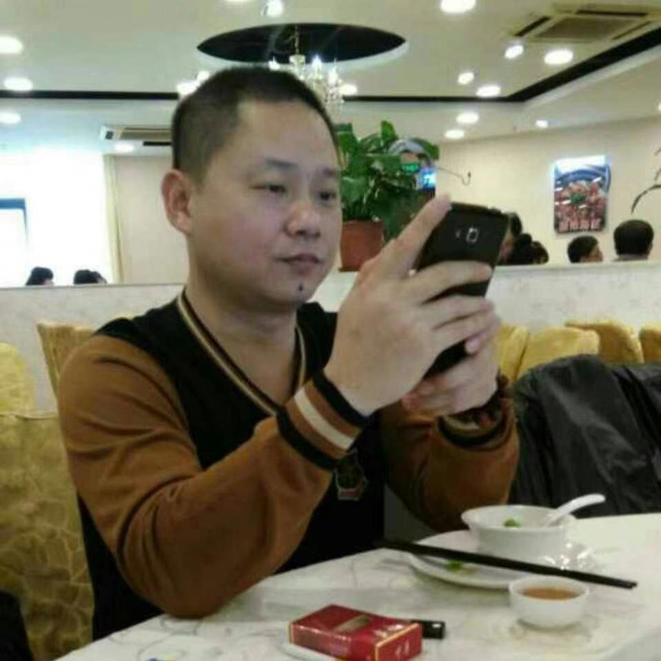 醉月说彩色的照片