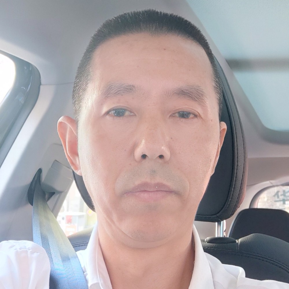 冷月改变背后的照片