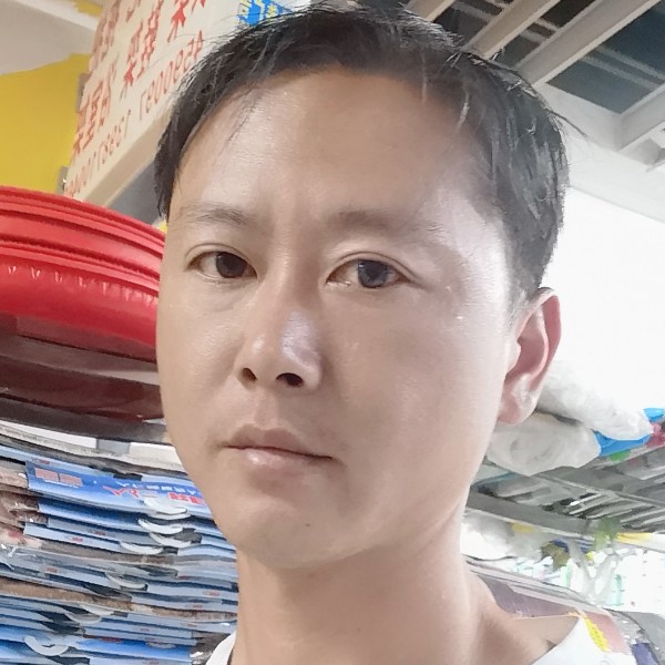 落后有黑夜的照片