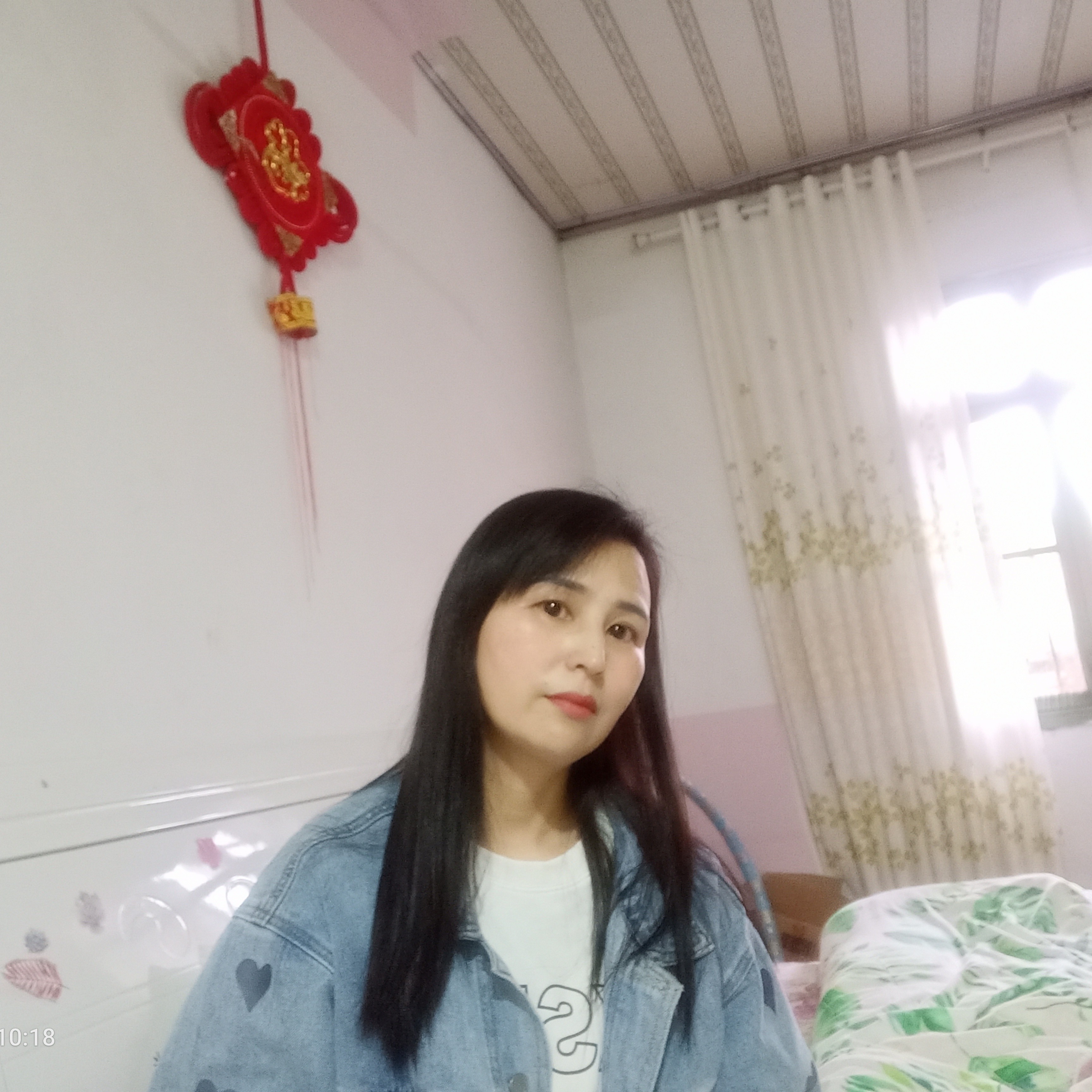 斑驳晓的照片