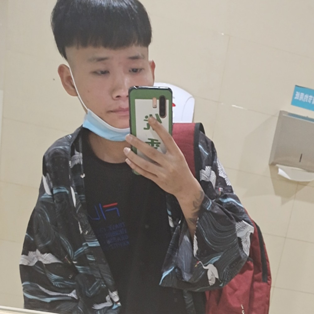 骚年的照片