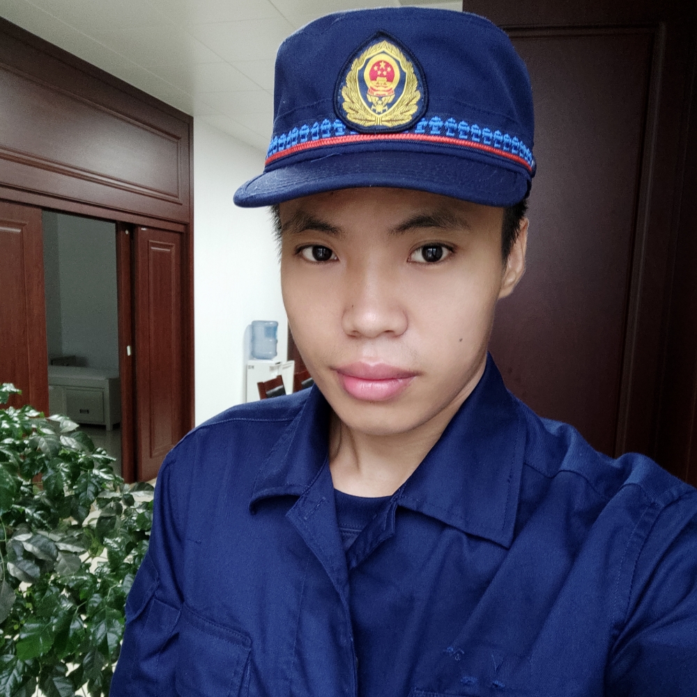 曲奇爱听歌的照片