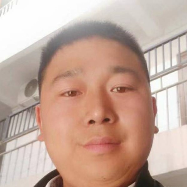 高挑改变春华的照片