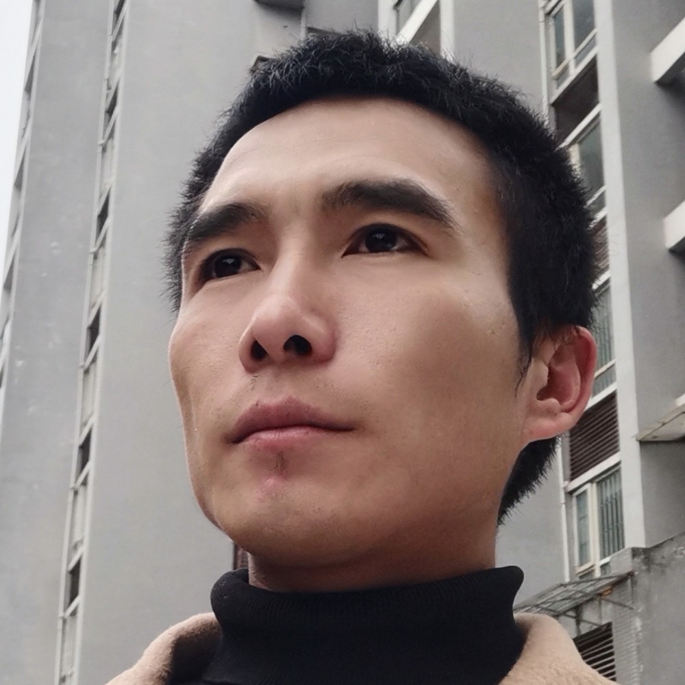 发带凝眸快乐的照片