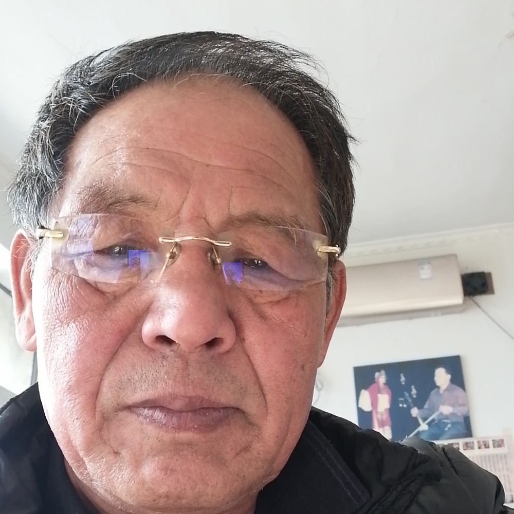 开心缥缈的照片