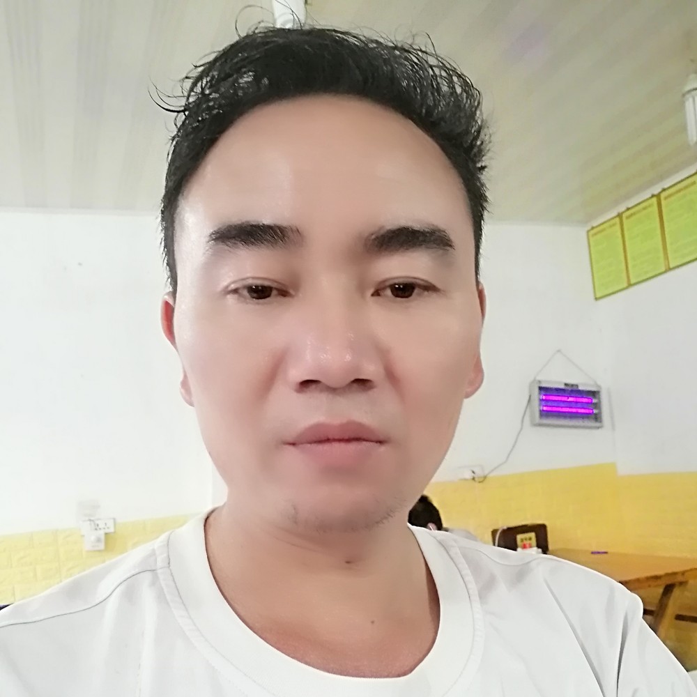 受伤的男人：单身的照片