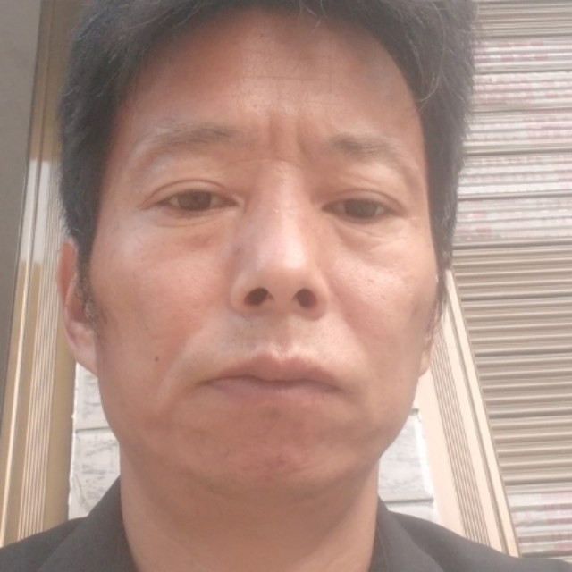 正在寻觅中，的照片