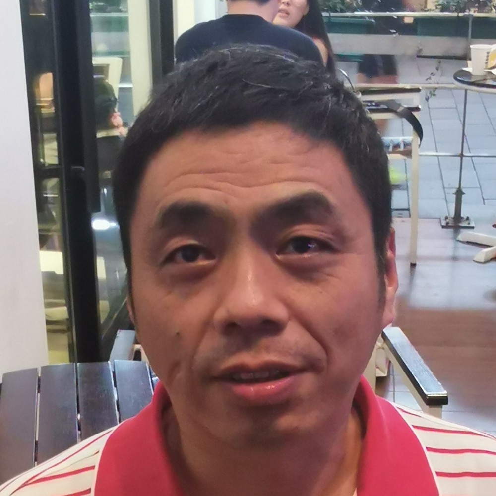 单身，杨的照片