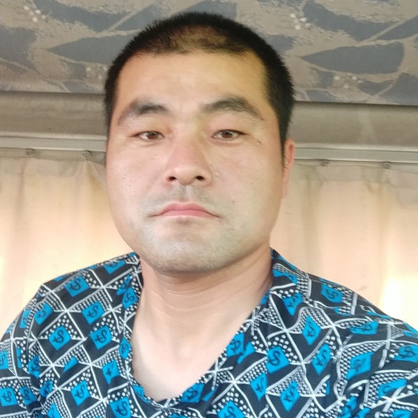大侠淡淡的照片