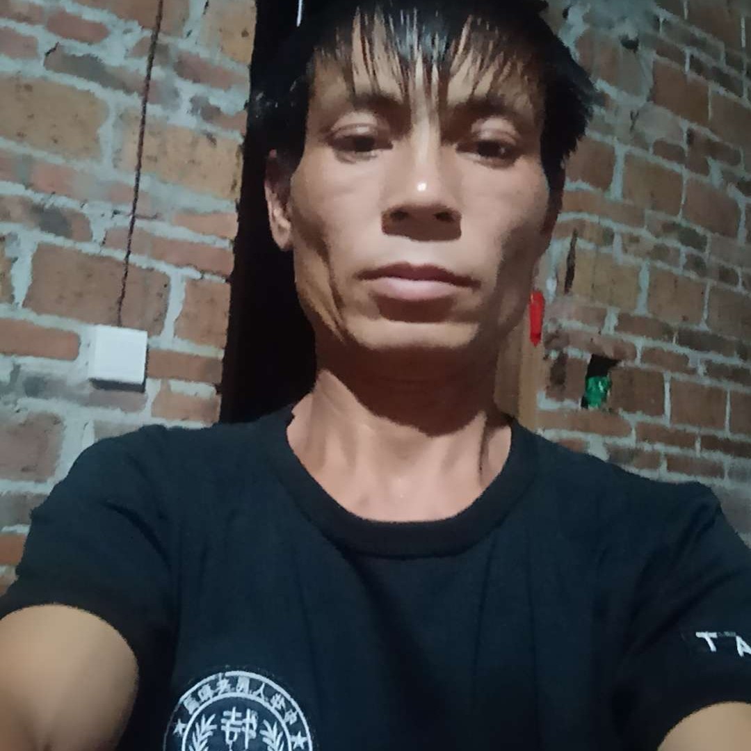 覃玉军