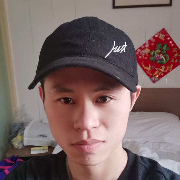 醉倒在路边的照片