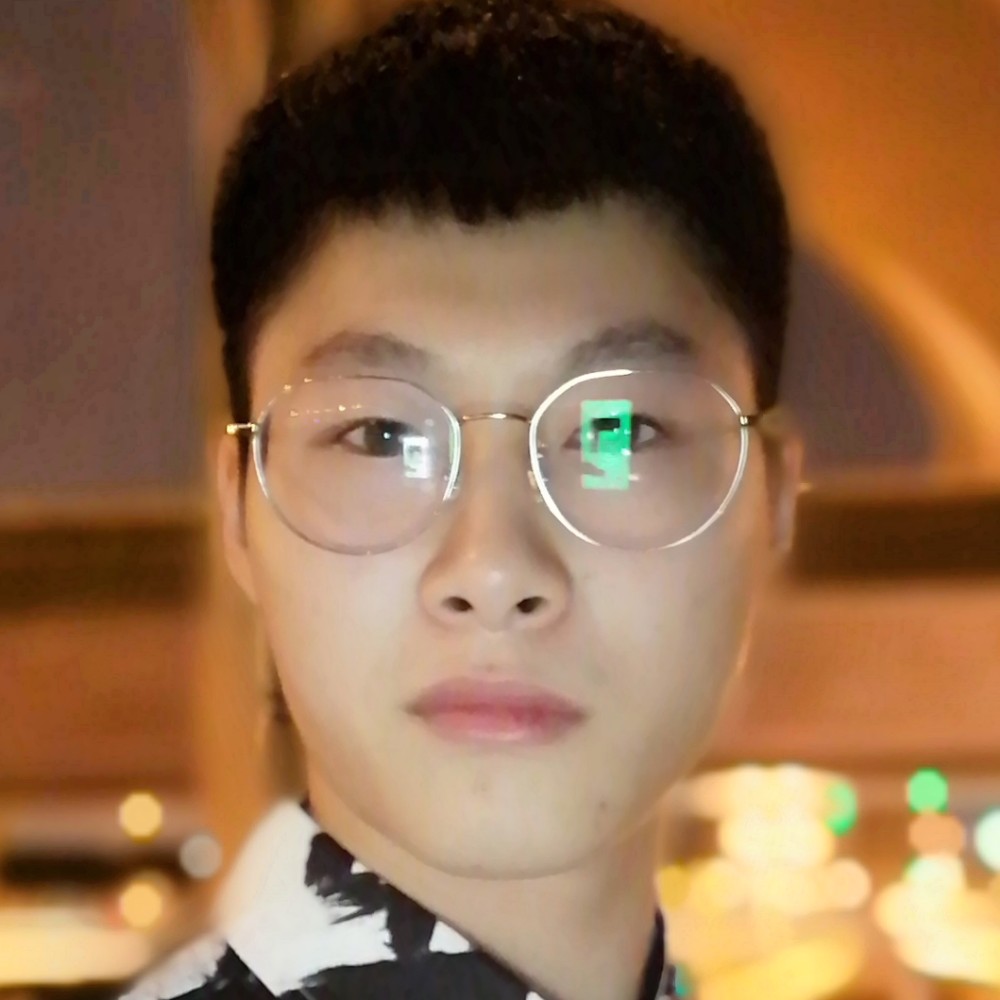 小蜜蜂俊秀的照片