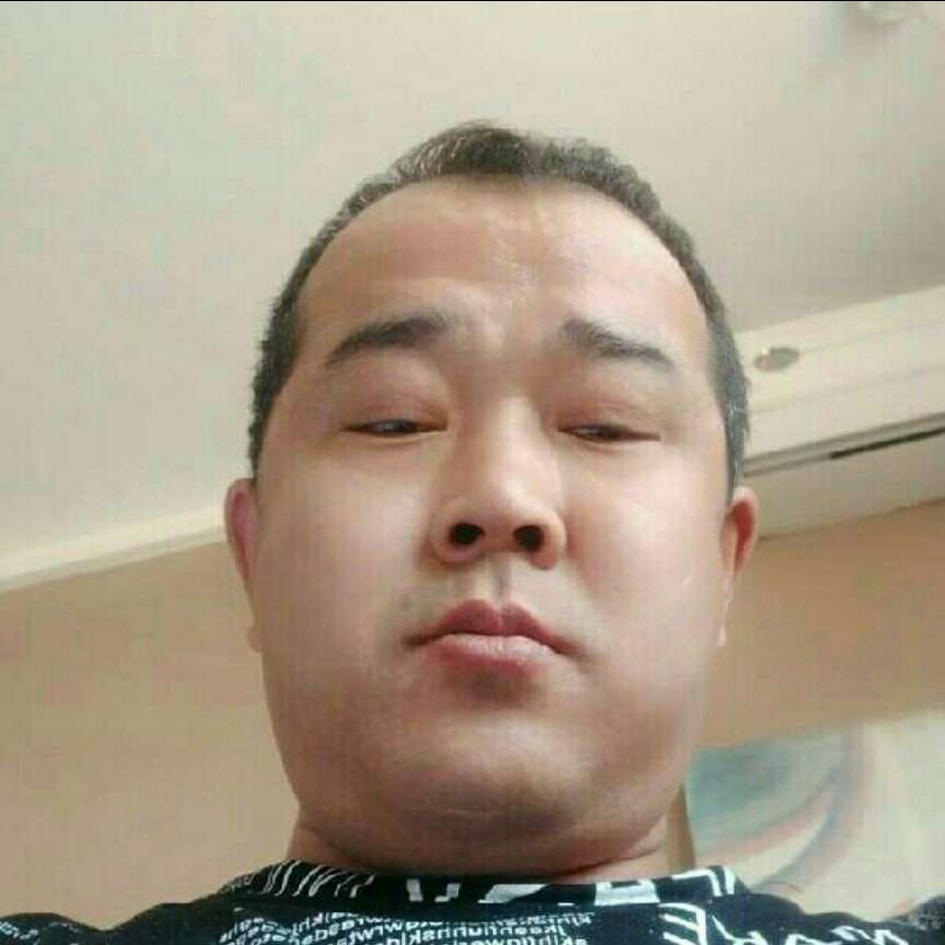 愤怒演变口红的照片