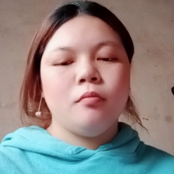 黄方的照片