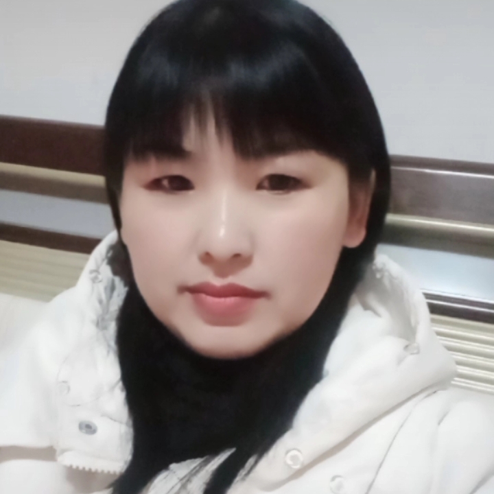 精明泪了毛衣的照片