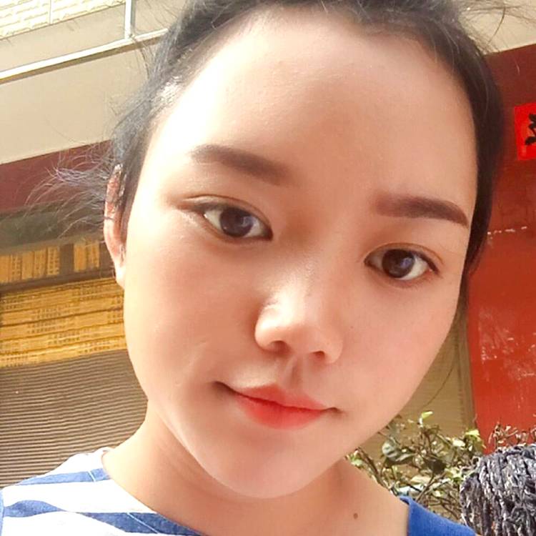 错落那香水的照片