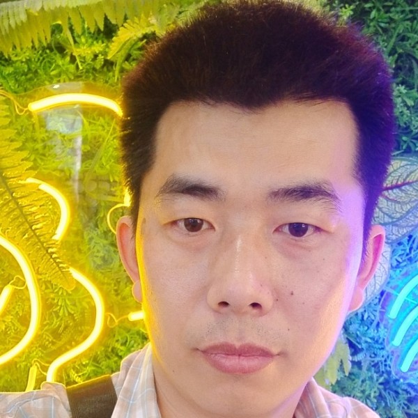 冷傲吃醋灰狼的照片