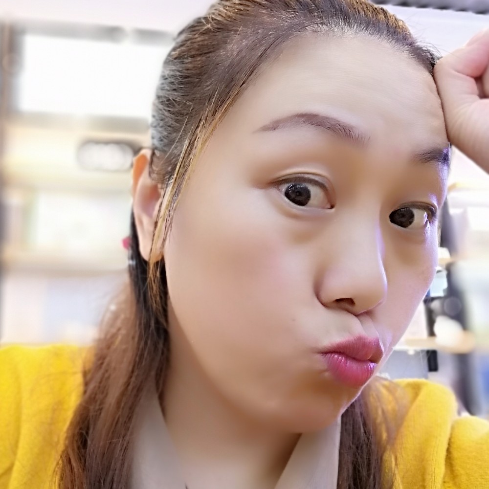 震动請路人的照片