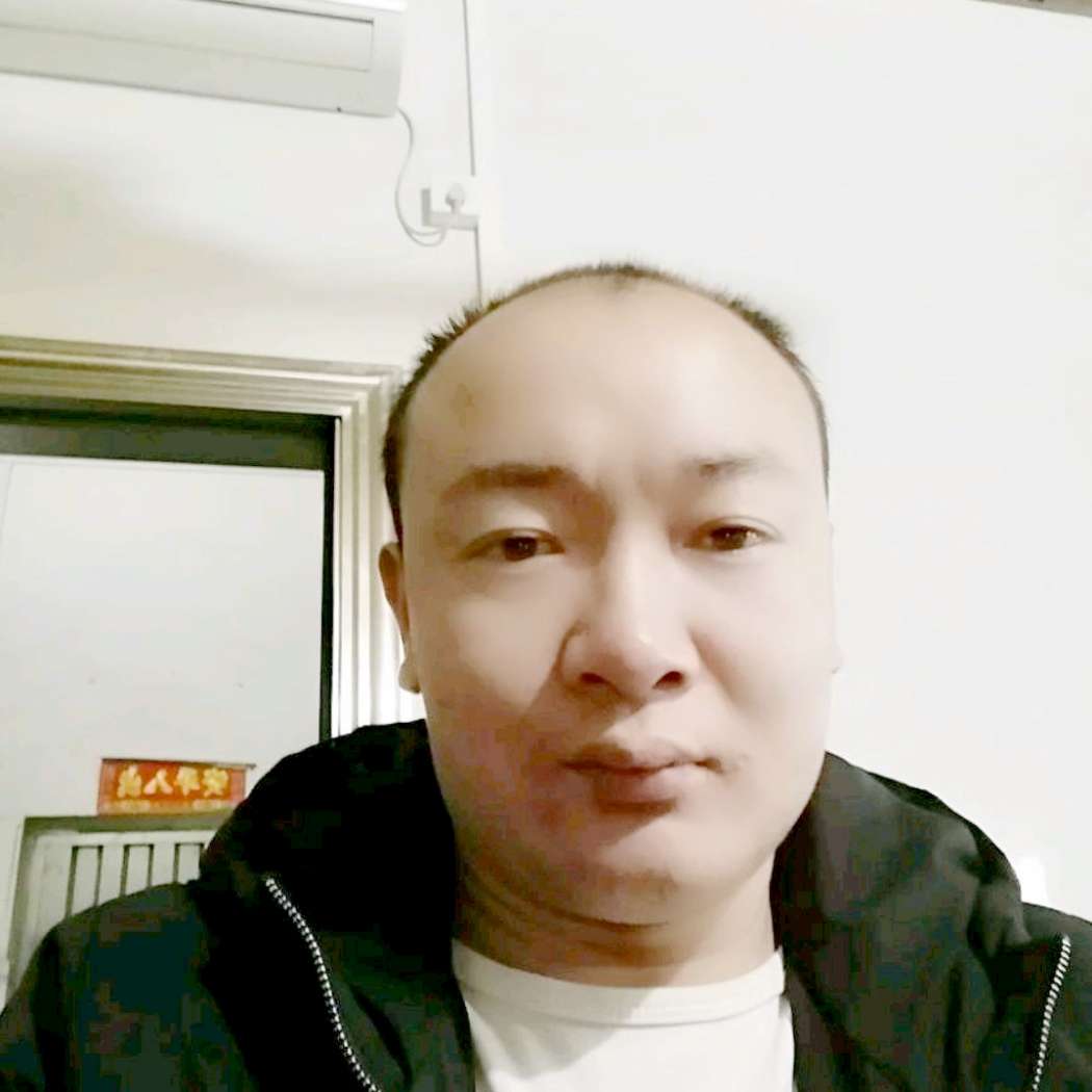 暗夜猫哥的照片