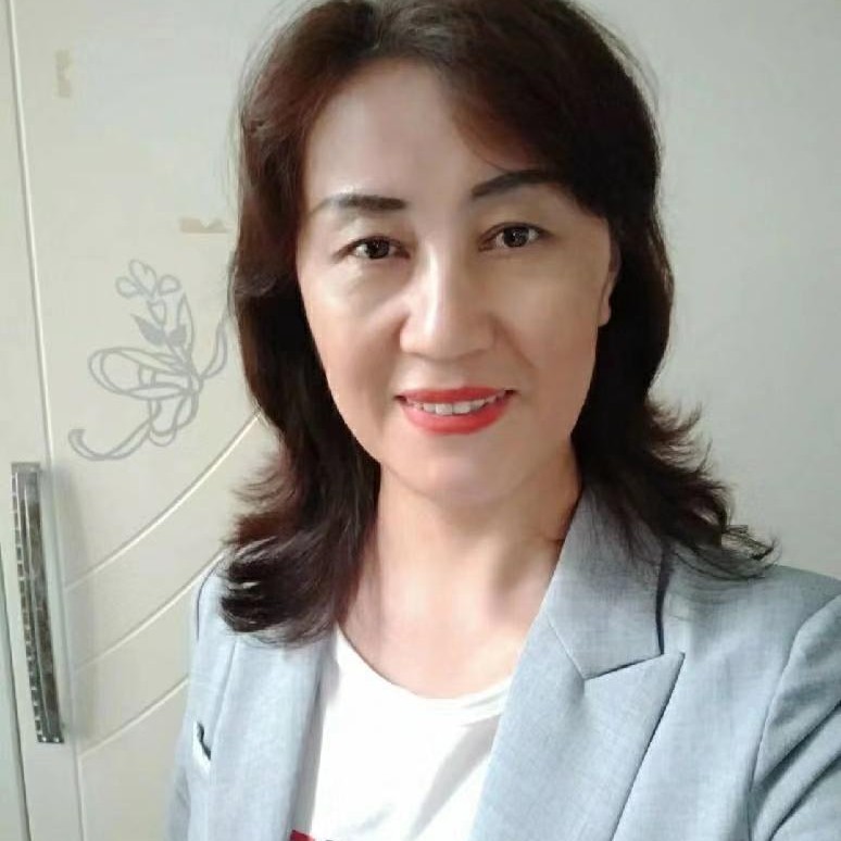 甜桃了的照片