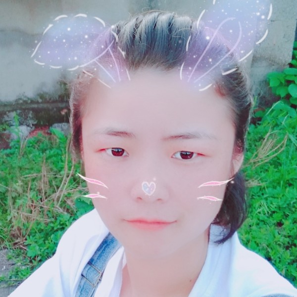 碧影改变漠然的照片
