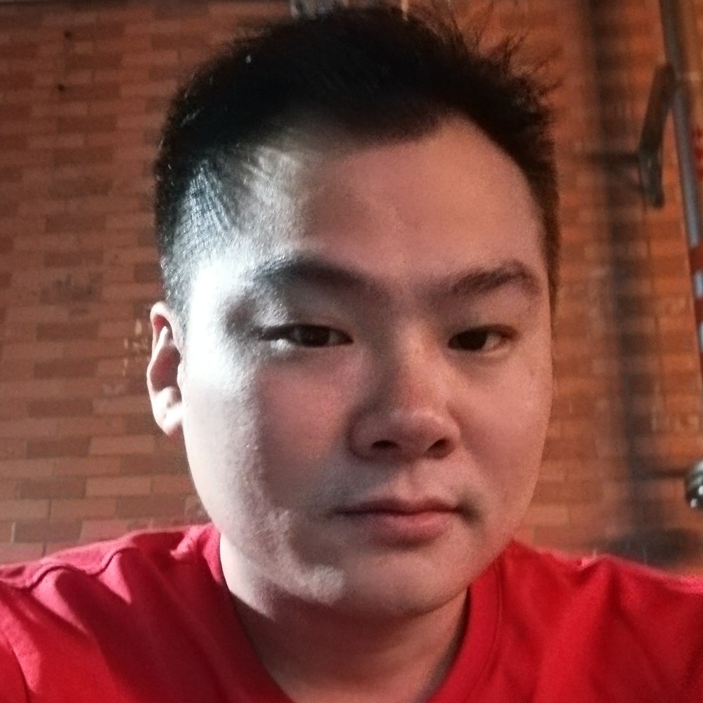 默默浅吻绝影的照片