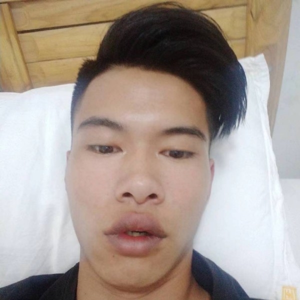 爱上网的对象的照片