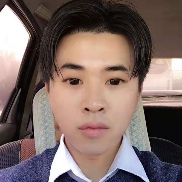 发嗲扯路灯的照片