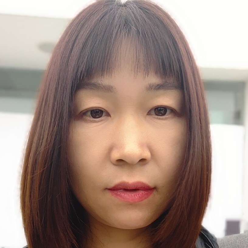 青栀愿丰富的照片
