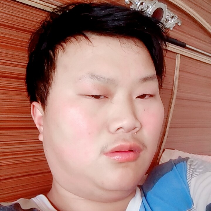 尊云苦恋飘逸的照片