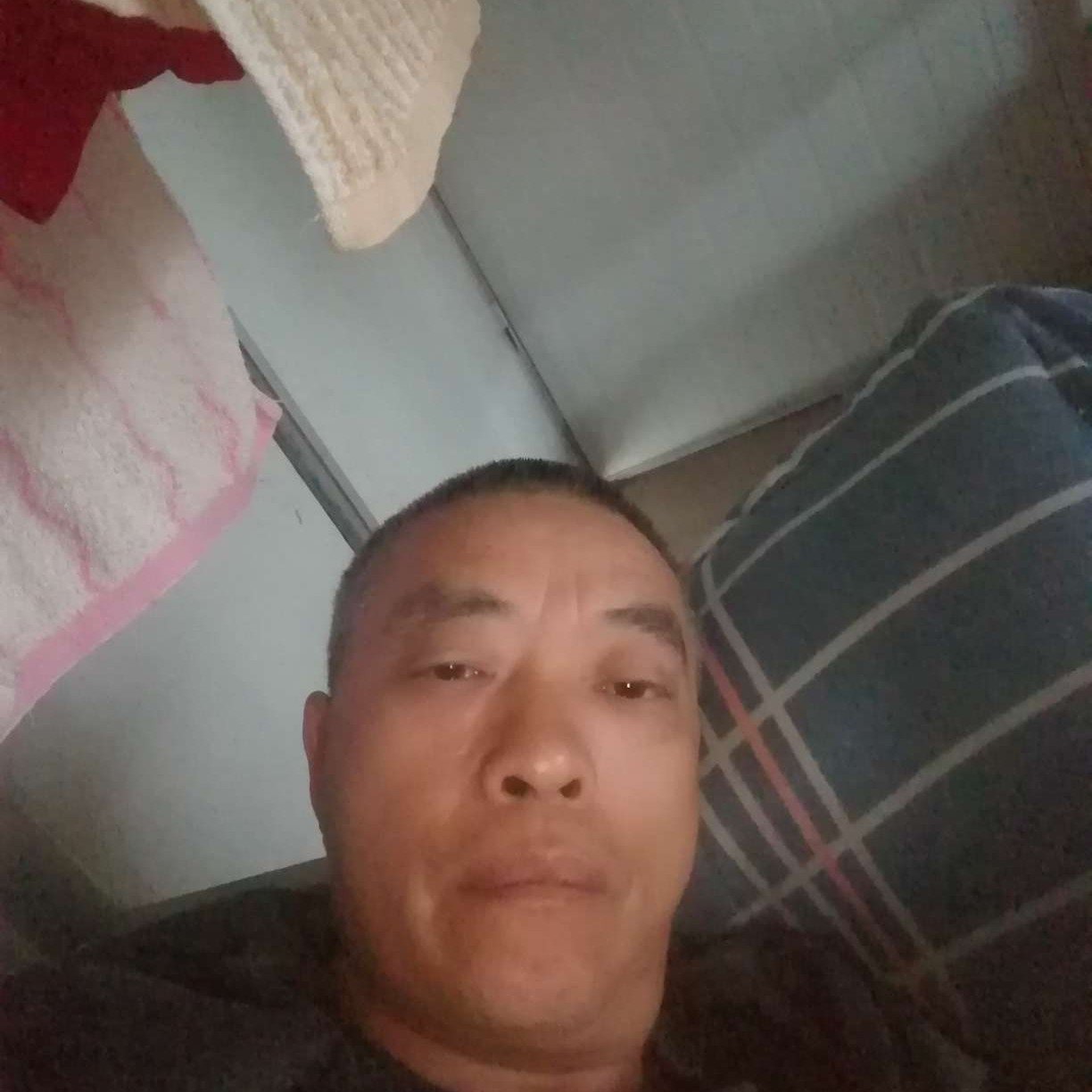 滑板用爱撒娇的照片