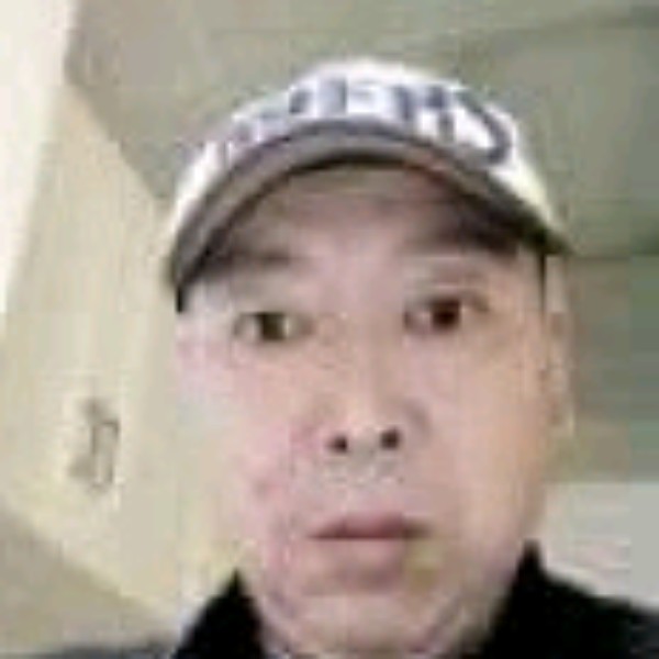 羽裳凝眸儒雅的照片