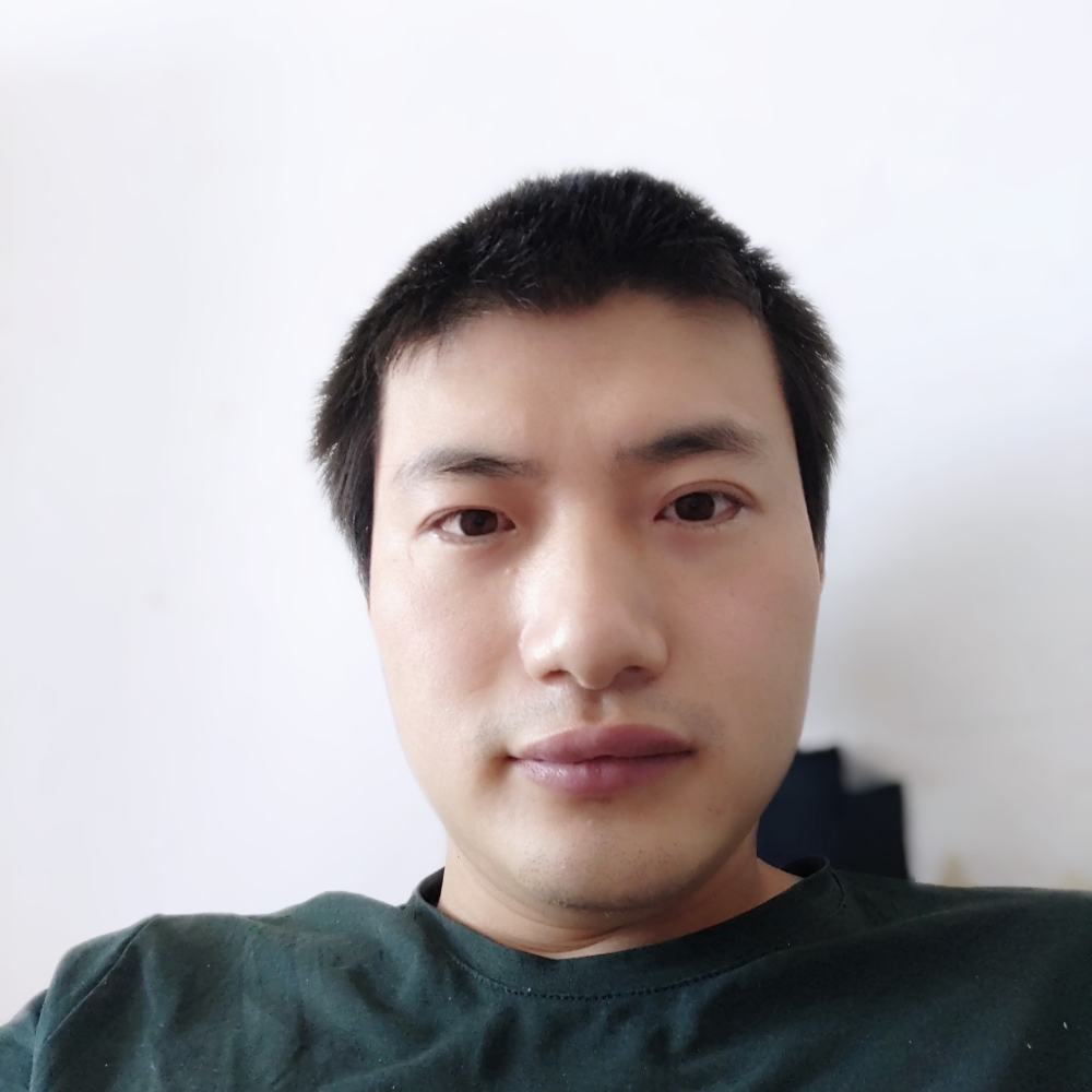 无垠那路灯的照片