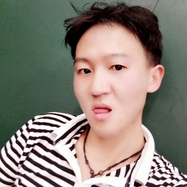 四块五的妞的照片